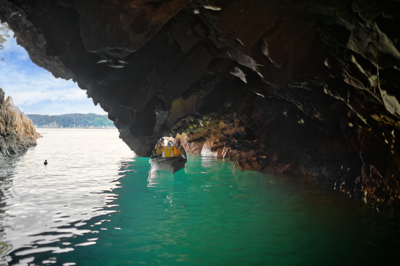 ⻘の洞窟 さっぱ船遊覧
