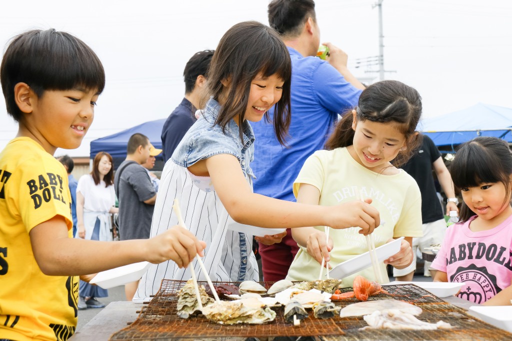 ゆりあげ港朝市